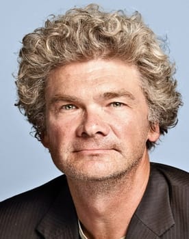 Simon Farnaby